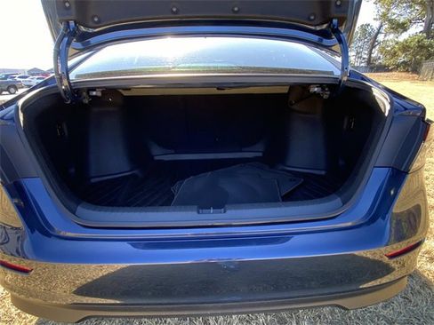 Used 2024 Honda Accord EX image 6