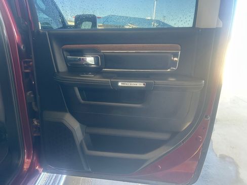 Used 2016 RAM 1500 Laramie w/ Convenience Group AWD/4WD image 23