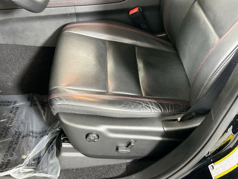 Used 2023 Dodge Durango GT image 19