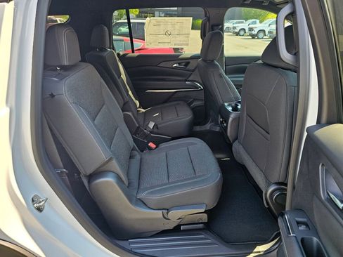 New 2026 Chevrolet Traverse LT w/ Midnight/Sport Edition image 27