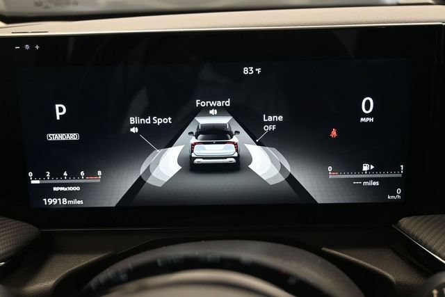 Used 2025 Nissan Kicks SR FWD image 28