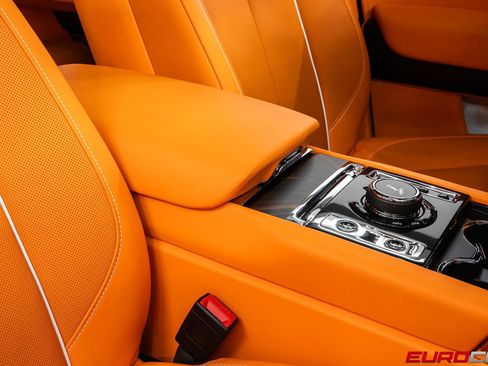 Used 2023 Rolls-Royce Cullinan image 35