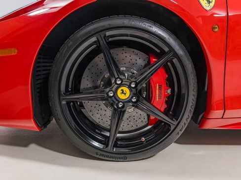 Used 2010 Ferrari 458 Italia Coupe RWD image 12