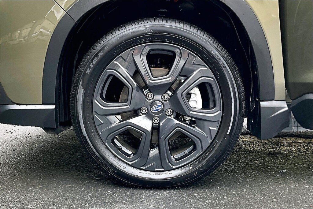 Certified 2026 Subaru Ascent Bronze Edition AWD/4WD image 17