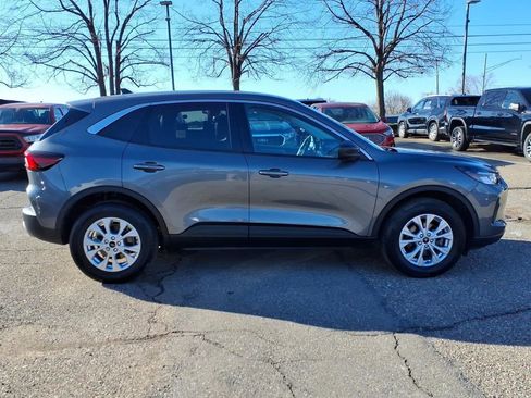 Used 2024 Ford Escape Active AWD/4WD image 5