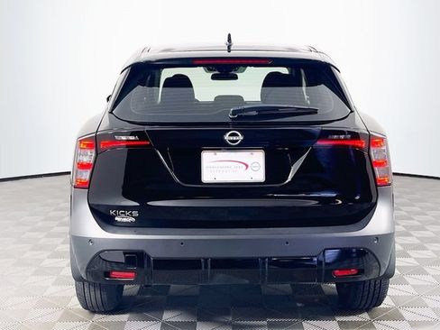 Used 2025 Nissan Kicks S FWD image 7