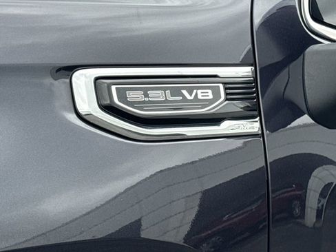 Used 2025 GMC Sierra 1500 SLT w/ SLT Premium Plus Package AWD/4WD image 16