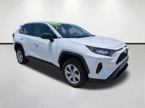Used 2022 Toyota RAV4 LE FWD image 1