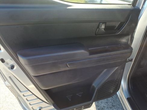 Used 2024 Toyota Tacoma SR w/ SR Upgrade Package AWD/4WD image 21
