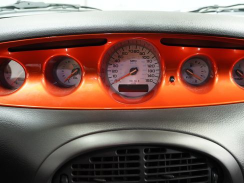 Used 2001 Plymouth Prowler image 31