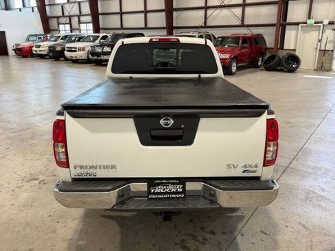 Used 2017 Nissan Frontier SV AWD/4WD image 10