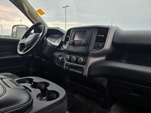 Used 2020 RAM 2500 Tradesman w/ Chrome Appearance Group AWD/4WD image 8