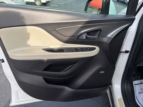Used 2018 Buick Encore Premium w/ Experience Buick Package image 9