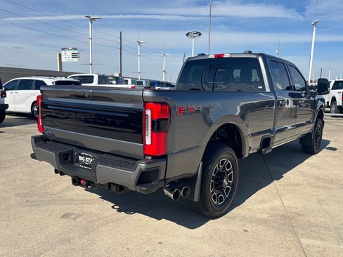 Used 2026 Ford F350 Platinum AWD/4WD image 11