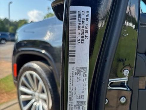 Used 2022 Jeep Grand Wagoneer Series II w/ Premium Group II AWD/4WD image 33