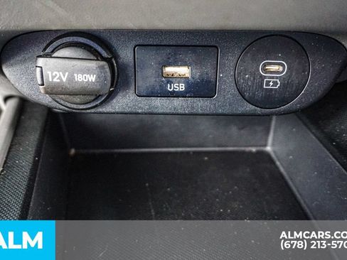 Used 2024 Hyundai Elantra SEL FWD image 42