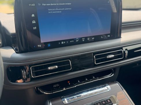 New 2025 Lincoln Aviator Reserve w/ Luxury Package image 35