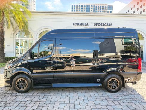 Used 2020 Mercedes-Benz Sprinter 2500 image 15