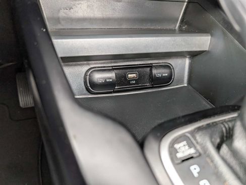 Certified 2023 Kia Soul LX w/ Option Group 015 FWD image 27