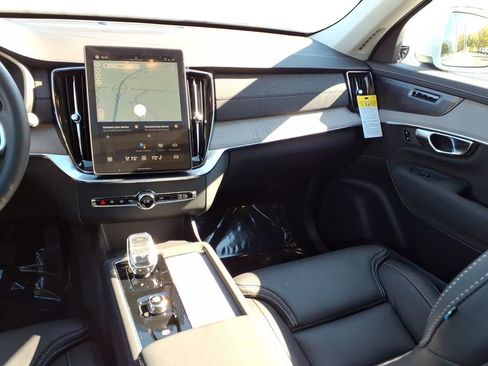 New 2026 Volvo XC90 B6 Ultra w/ Protection Package Premier image 9