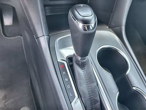 Certified 2021 Chevrolet Equinox LT FWD image 15