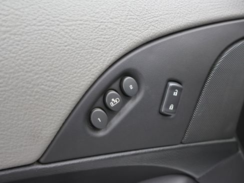 Used 2013 Chevrolet Corvette Grand Sport w/ 4LT Preferred Equipment Group RWD image 37