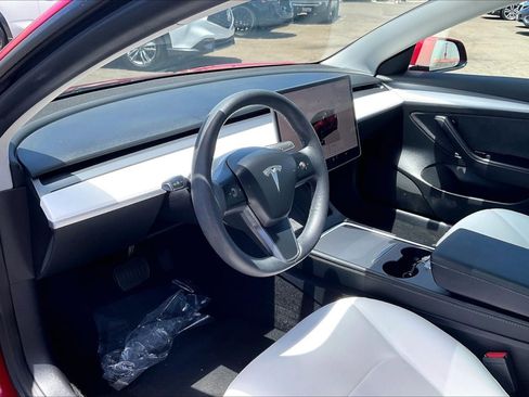 Used 2023 Tesla Model 3 Standard Range RWD image 10