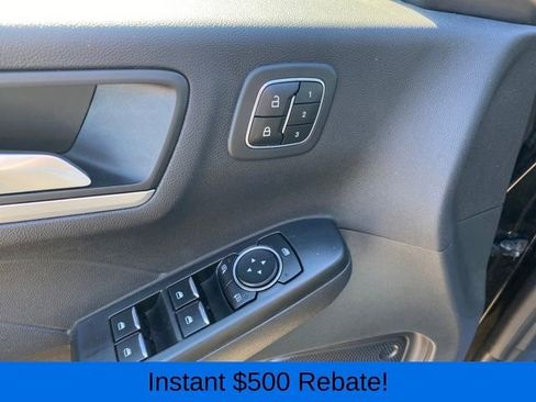 Used 2023 Ford Escape Platinum image 17