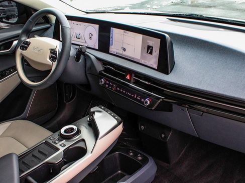 Used 2024 Kia EV6 Wind w/ Wind Technology Package image 44