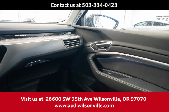 Used 2024 Audi Q8 e-tron Premium Plus AWD/4WD image 11
