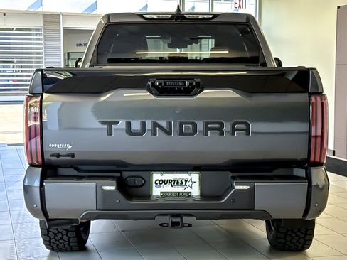 Used 2025 Toyota Tundra Platinum w/ TRD Off-Road Package AWD/4WD image 5