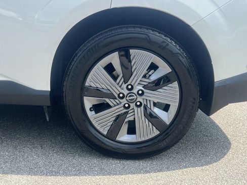 Certified 2025 Nissan Murano SL w/ Cargo Package AWD/4WD image 33