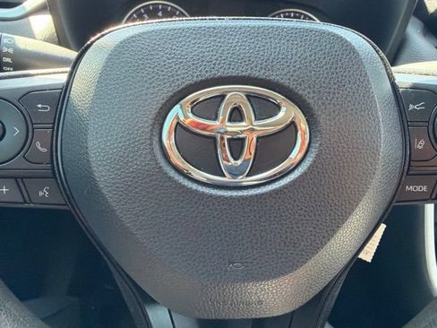 Used 2020 Toyota RAV4 LE w/ Carpet Mat Package FWD image 16
