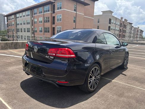 Used 2013 Volkswagen Eos image 17