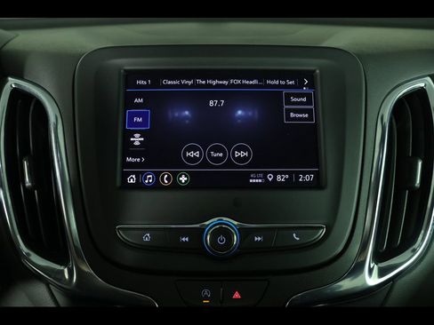 Used 2024 Chevrolet Equinox LT image 24