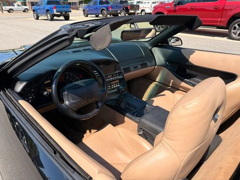 Used 1994 Chevrolet Corvette Convertible RWD image 21