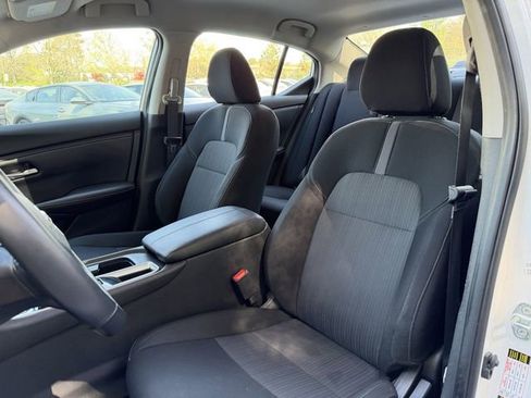 Used 2023 Nissan Sentra SV image 11