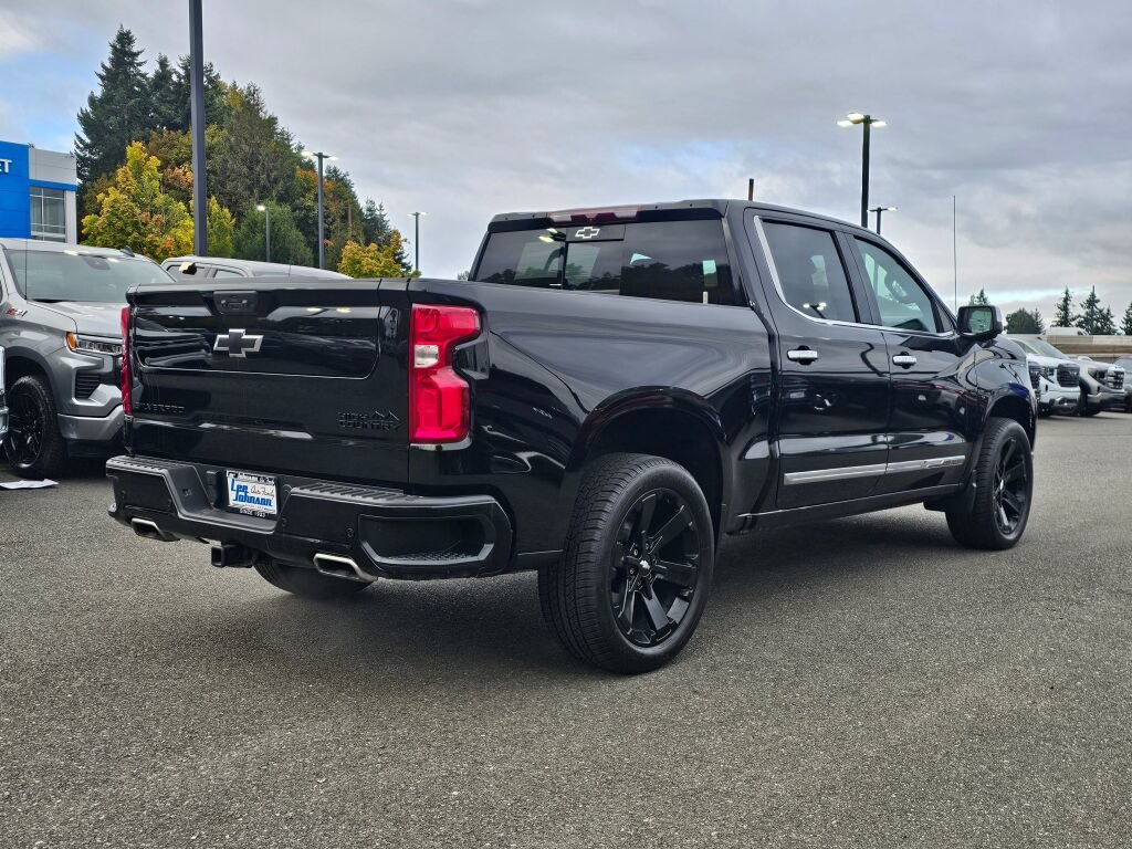 Certified 2022 Chevrolet Silverado 1500 High Country AWD/4WD image 5