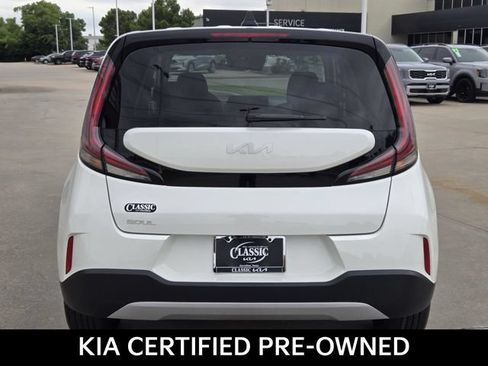 Certified 2025 Kia Soul LX FWD image 5
