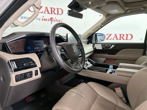 Certified 2023 Lincoln Navigator L Reserve AWD/4WD image 12