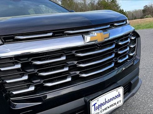 Used 2025 Chevrolet Equinox LT image 29