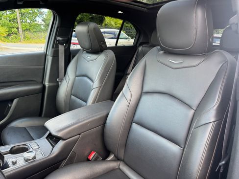 Used 2019 Cadillac XT4 Sport w/ Cold Weather Package AWD/4WD image 11