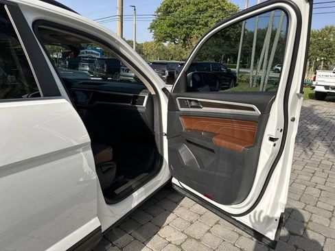 Used 2022 Volkswagen Atlas SE FWD image 23