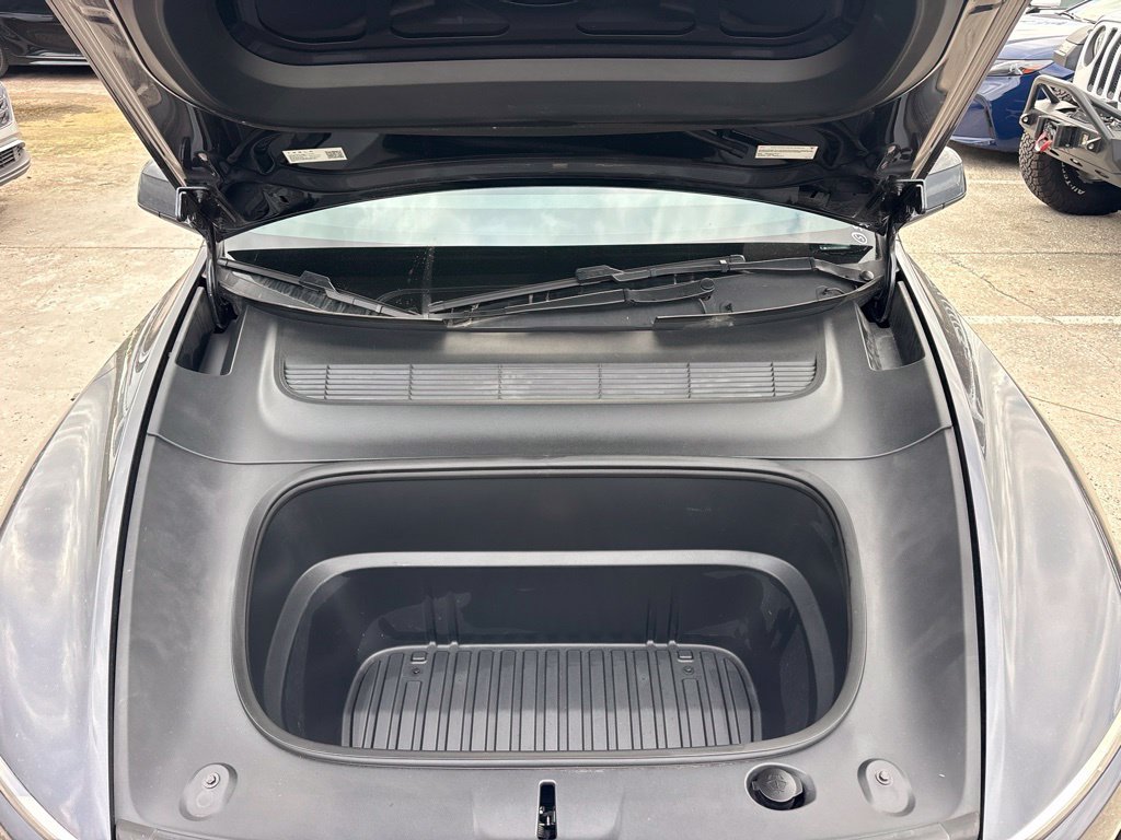 Used 2026 Tesla Model Y AWD image 23