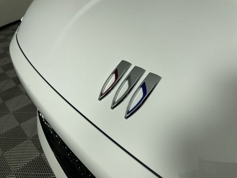 Used 2025 Buick Enclave Sport Touring image 30