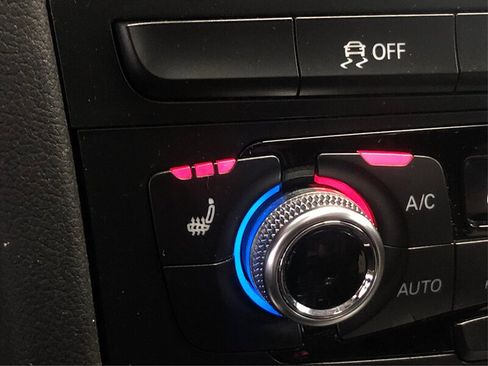 Used 2016 Audi A4 2.0T Premium image 25