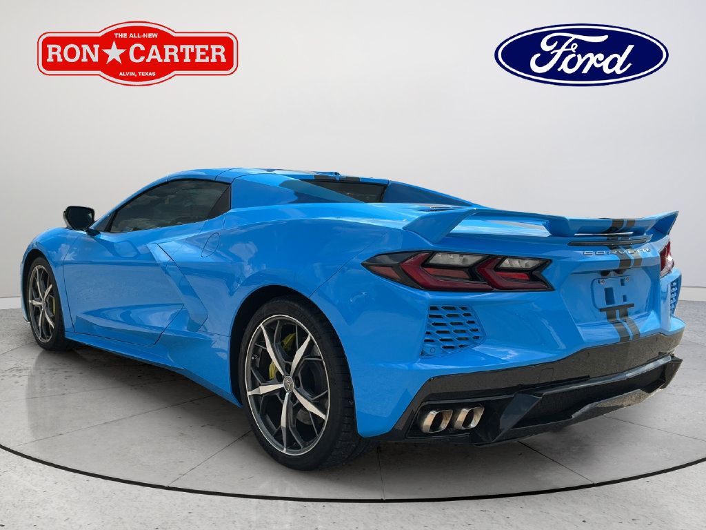 Used 2021 Chevrolet Corvette Stingray Premium Conv w/ Z51 Performance Package RWD image 4