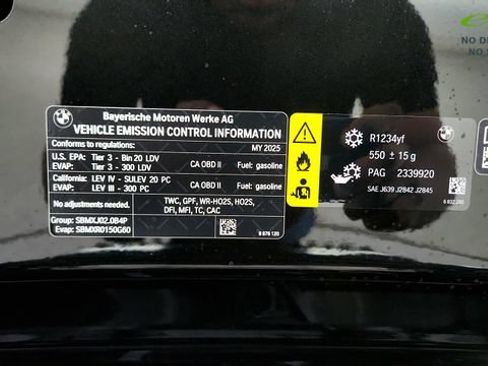 Used 2025 BMW 330i xDrive Sedan AWD/4WD image 59