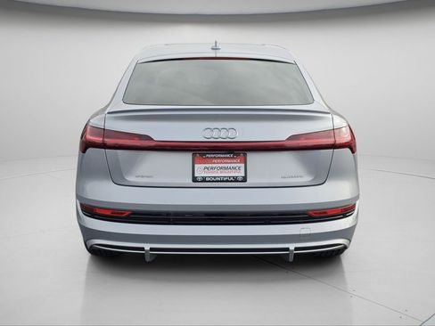 Used 2022 Audi e-tron Premium image 25