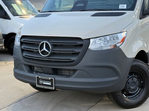 New 2026 Mercedes-Benz Sprinter 2500 image 3